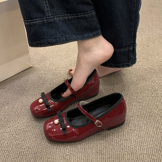 Damen Ballerinas mit modischer Schleife und perlenverziertem Riemen EB
