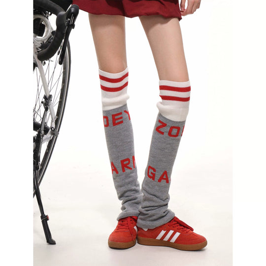 Damen nan sportliches Sweatshirtkleid im Oversize-Schnitt mit Kontraststreifen an den Ärmeln und geripptem Saum EB