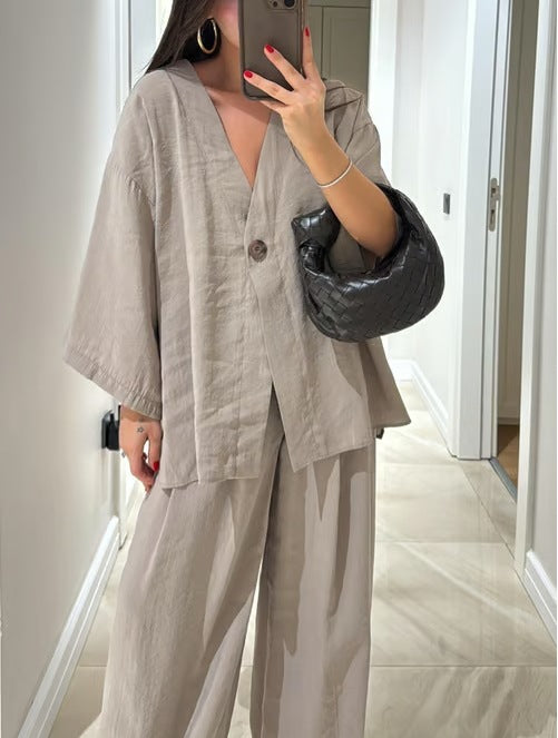 Damen Übergröße Chiffonjacke mit weit geschnittenen Ärmeln und akzentuiertem Knopf EB