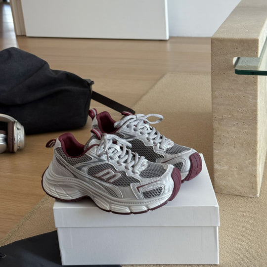 Damen Sportliche Sneaker mit atmungsaktiver Oberflächenstruktur und stoßdämpfendem Komfort EB