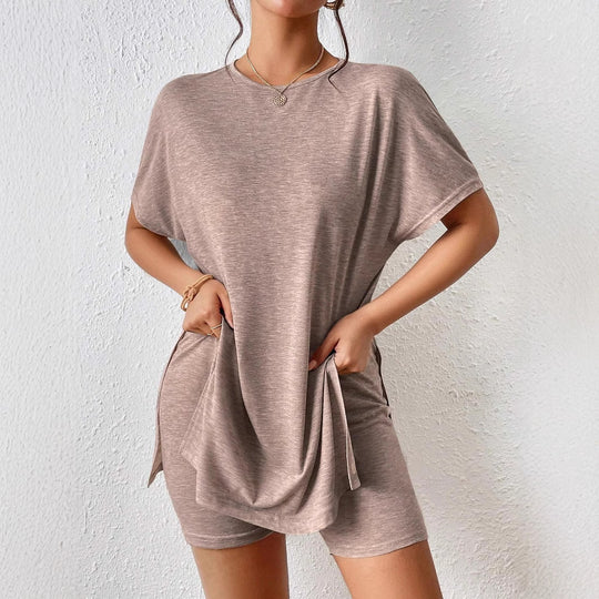 Damen Freizeit-Loungewear-Set mit weichem Kurzarmoberteil und passendem Radlerhosen EB