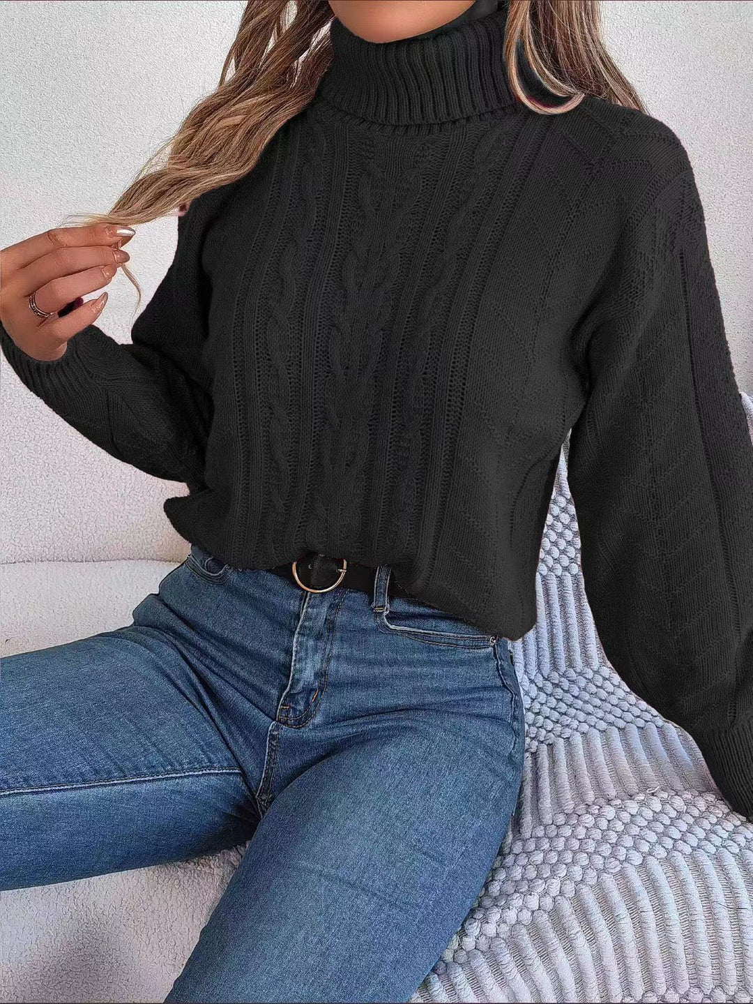 Damen Gemütlicher Strickpullover mit Stehkragen und Zopfmuster EB