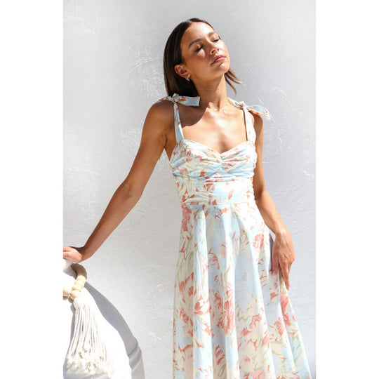 Damen Sommerliches Maxikleid mit verstellbaren Trägern und Raffungen EB