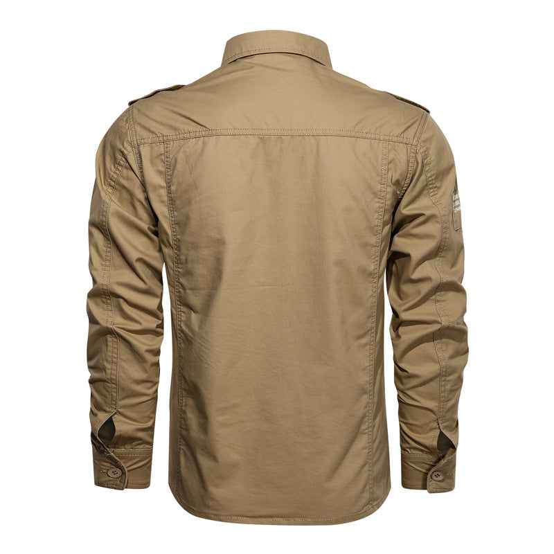 Herren  robustes Baumwoll-Twill Fieldhemd mit aufgesetzten Klappbrusttaschen Schulterklappen und figurbetonter Passform EB