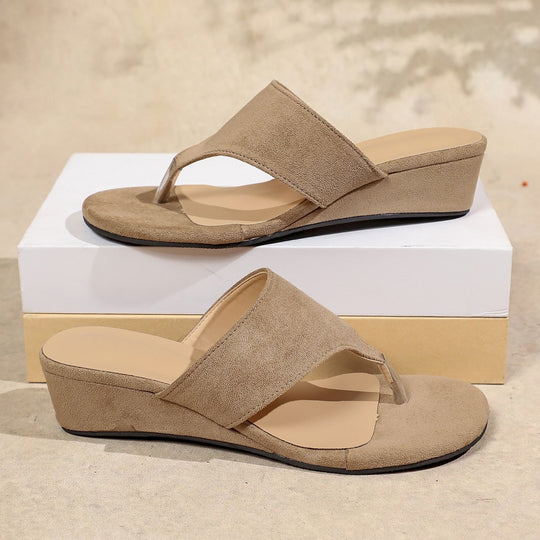Damen Wedge-Sandalen mit komfortablem Fußbett und modischer Schnalle EB
