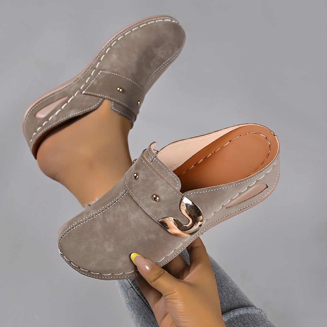 Damen bequeme und modische Clogs mit eleganten Akzenten EB