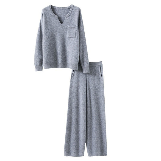Damen gemütliches Strickensemble mit weitem Pullover und weiten Hosen EB