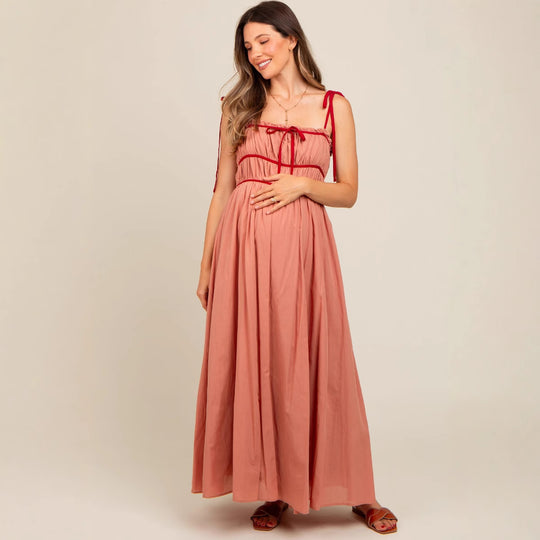 Damen Maxikleid mit verstellbaren Trägern und raffiniertem Rüschendesign EB