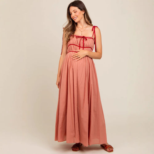 Damen Maxikleid mit verstellbaren Trägern und raffiniertem Rüschendesign EB