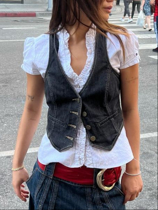 Damen Denim-Weste mit eleganten Knopfdetails und modernen Taschen EB