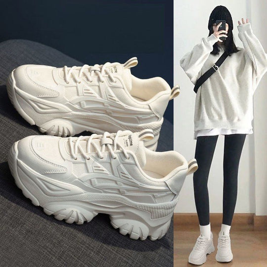 Damen Chunky Sneakers mit innovativem Dämpfungssystem und robustem Profil EB
