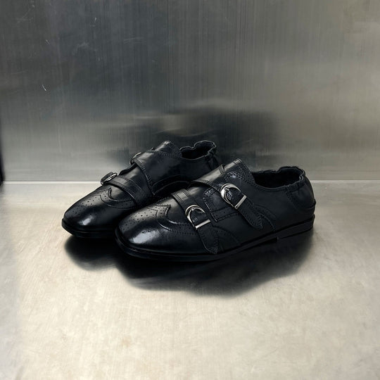 Damen Elegante Mokassins mit doppeltem Schnallenverschluss und perforiertem Design EB