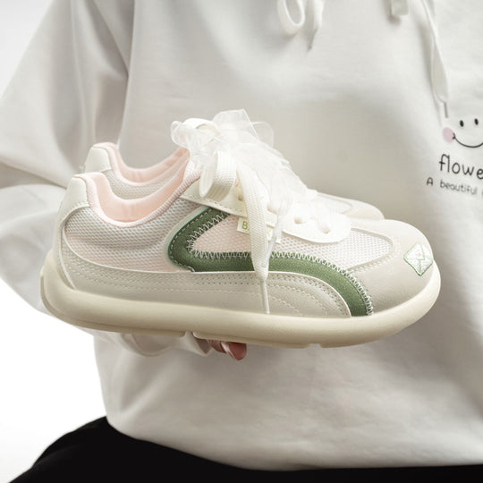 Damen Sneaker mit innovativem atmungsaktivem Obermaterial EB