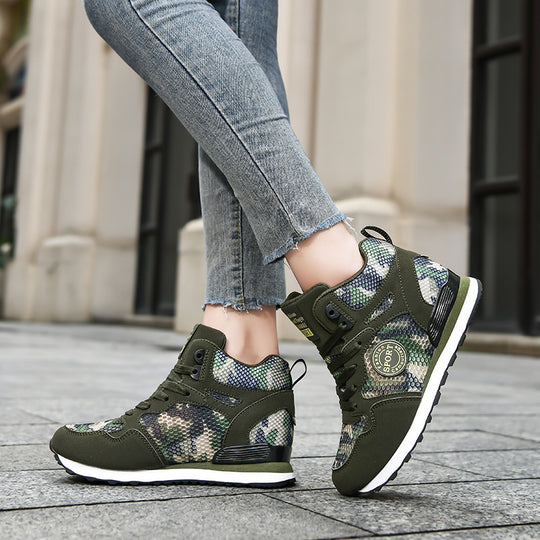 Damen Hochsneaker im trendigen Camouflage-Design EB
