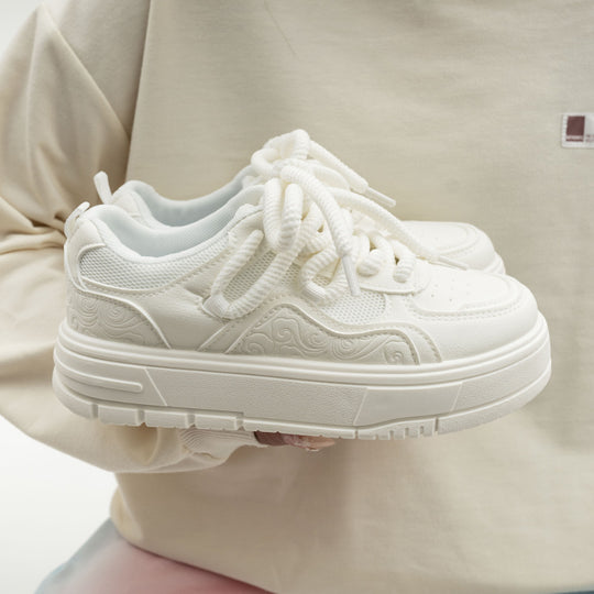 Damen Sportliche Sneakers mit detaillierter Struktur und atmungsaktiver Oberflächenstruktur EB