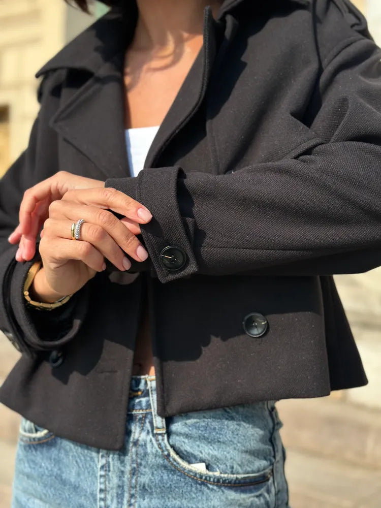 Damen Modische Kurzjacke mit doppelter Knopfleiste und lässigem Schnitt EB