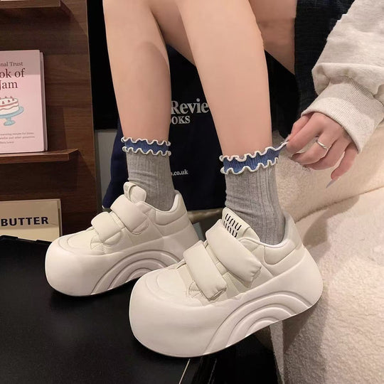 Damen Plateausneaker mit praktischen Klettverschlüssen und ergonomischer Sohle EB