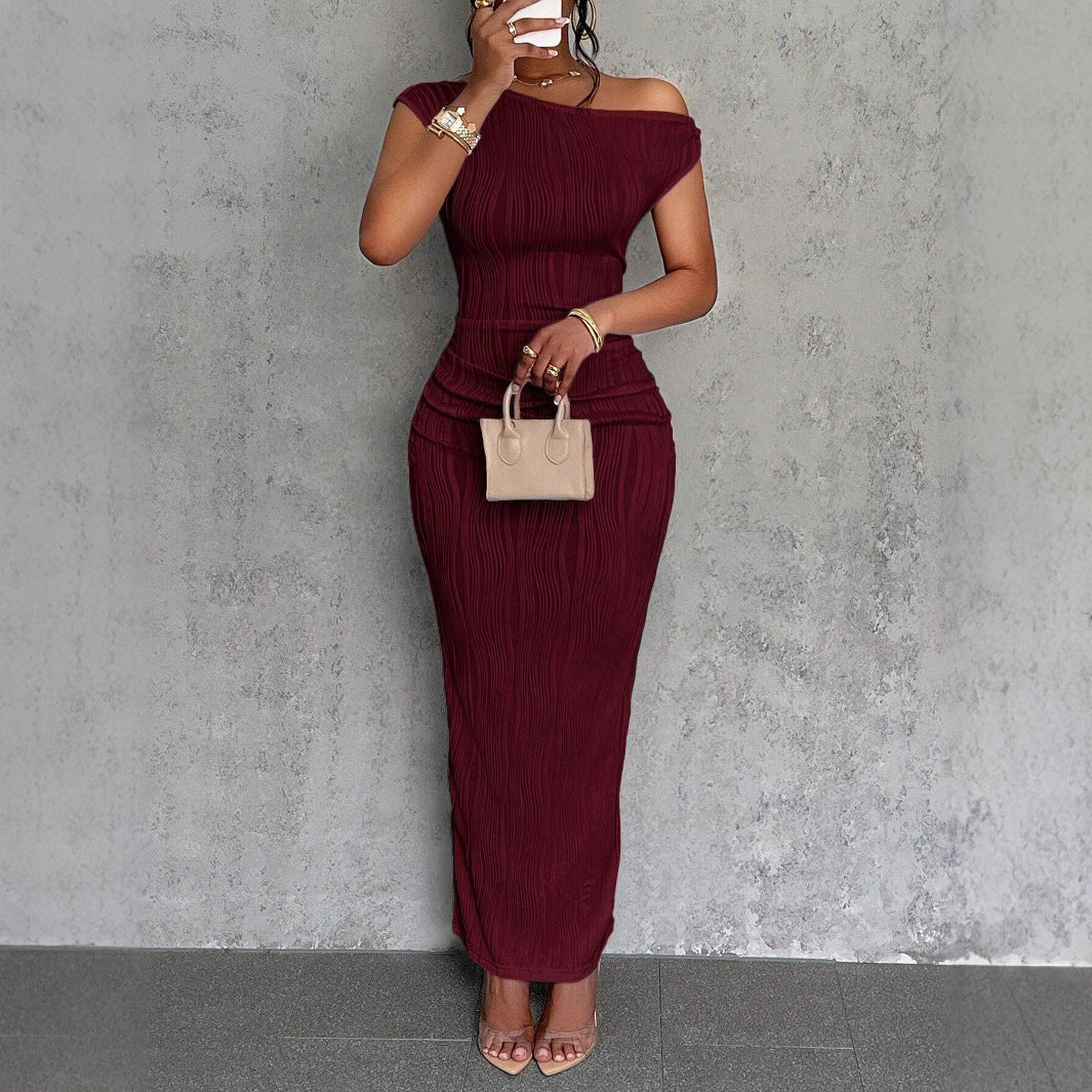 Damen Elegantes figurbetontes Maxikleid mit Raffungen EB
