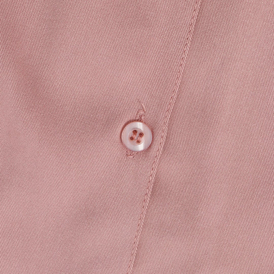 Damen Kurzarmhemd mit modernem Satin-Finish und klassischem Kragen EB