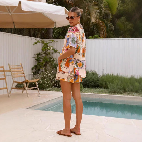 Damen Kurzarm-Hemd mit passender Shorts im floralem Design EB