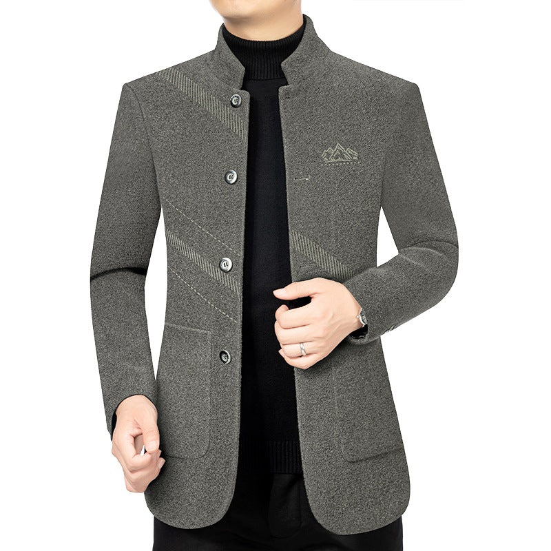 Herren Kurzmantel mit Stehkragen aus Wollmix und diagonalem Struktur-Design EB