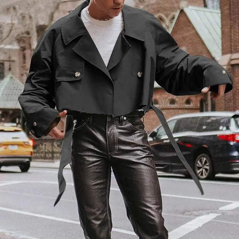 Damen Kurze Jacke mit doppelter Knopfleiste und bindbarem Saum EB