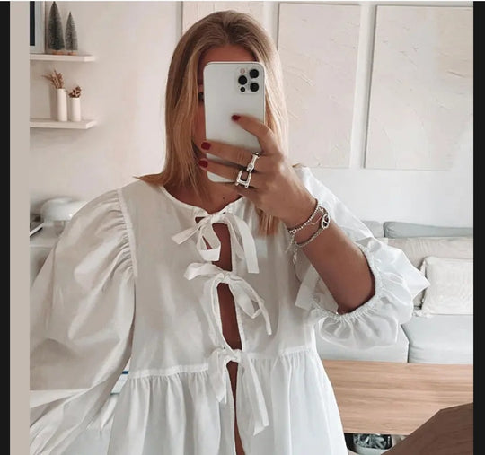 Damen luftige Karobluse mit kreativem Cut-Out EB