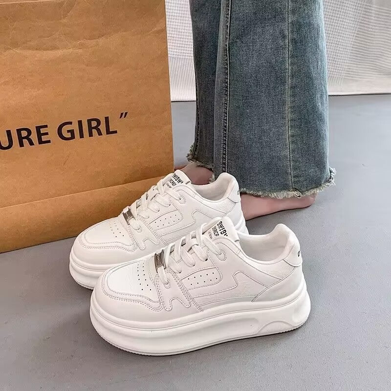 Damen Sportliche Sneakers mit ergonomischer Dämpfung und modernem Design EB