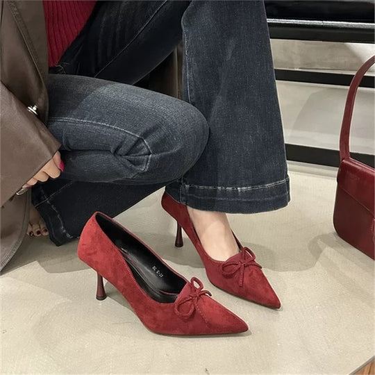 Damen spitze Pumps mit elegantem Schleifendetail EB