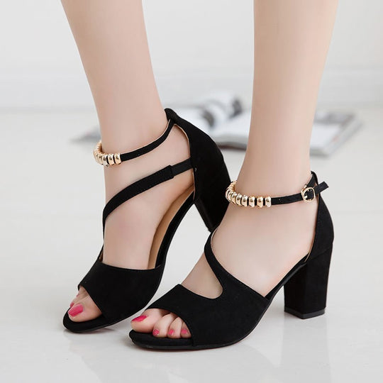 Damen Blockabsatz-Sandalen mit offenem Zehenbereich und elegantem Riemendesign EB