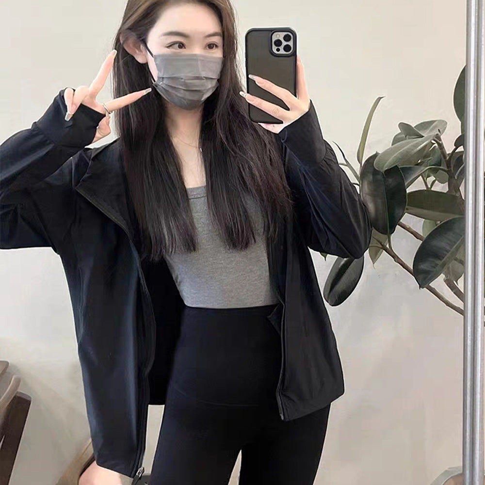 Damen Funktionsjacke mit atmungsaktivem Stoff und Kapuze EB