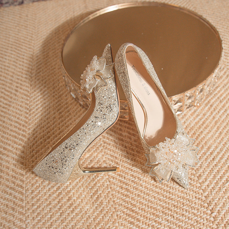 Damen Glamouröse Pumps mit funkelndem Strass und exquisite Blumenapplikation EB