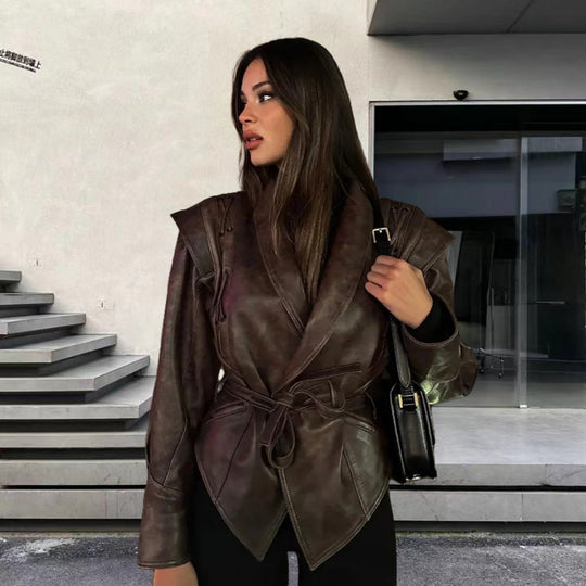 Damen Kunstleder Blazerjacke mit strukturierter Silhouette EB