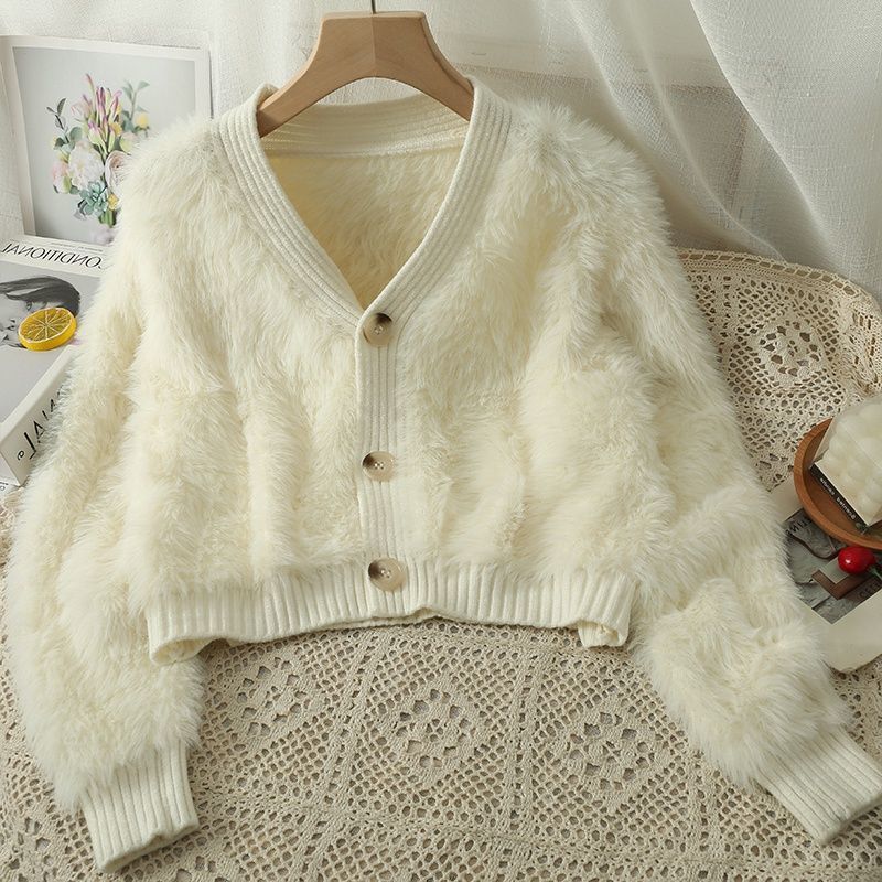 Damen Kuscheliger Cropped Cardigan mit Knopfleiste und weichem Teddy-Fell EB