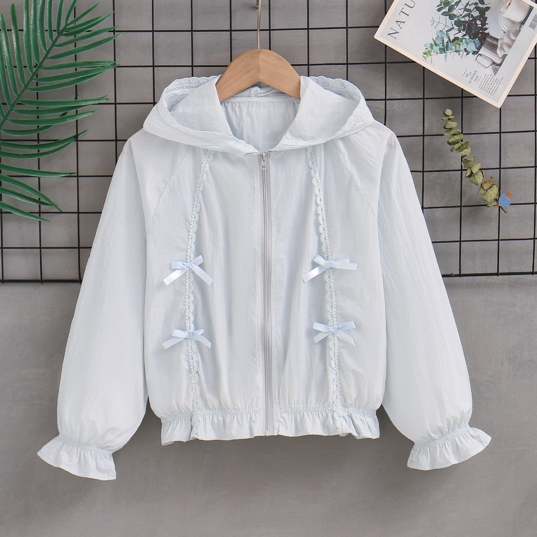 Damen nan romantische Kapuzenjacke mit Spitzendekor, Zierschleifen und gerafftem Saum R&B