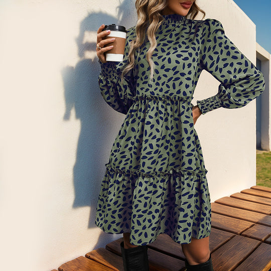 Damen lässiges Kleid mit gerafftem Design und eleganten Puffärmeln EB