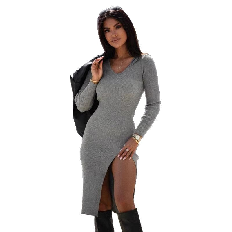 Damen Tailliertes Rippstrick-Midikleid mit tiefem V-Ausschnitt und hohem Beinschlitz EB