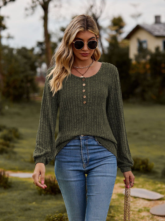 Damen Langarmshirt mit strukturiertem Design und Knopfdetails EB