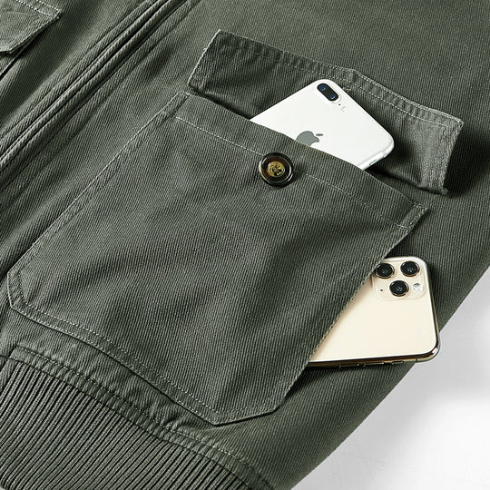 Herren Bomber-Fieldjacke mit durchgehendem Sherpa-Futter, Schulterklappen und verdecktem Zwei-Wege-Reißverschluss EB