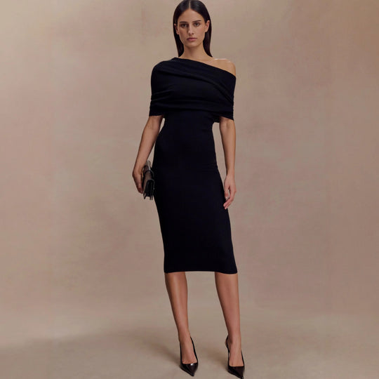 Damen elegantes Strickkleid mit off-shoulder Design EB