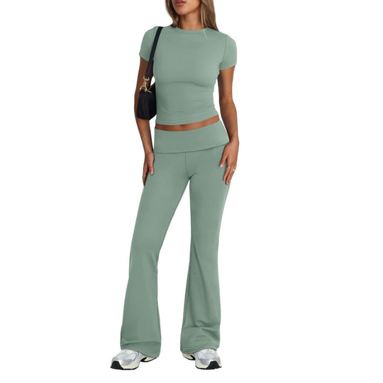 Damen Sportliches Zweiteiliges Set mit figurnauer Passform und modernem Design EB