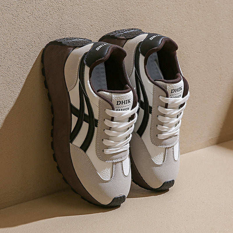 Damen Sportliche Sneakers mit atmungsaktiver Mesh-Oberfläche und dämpfender Laufsohle EB