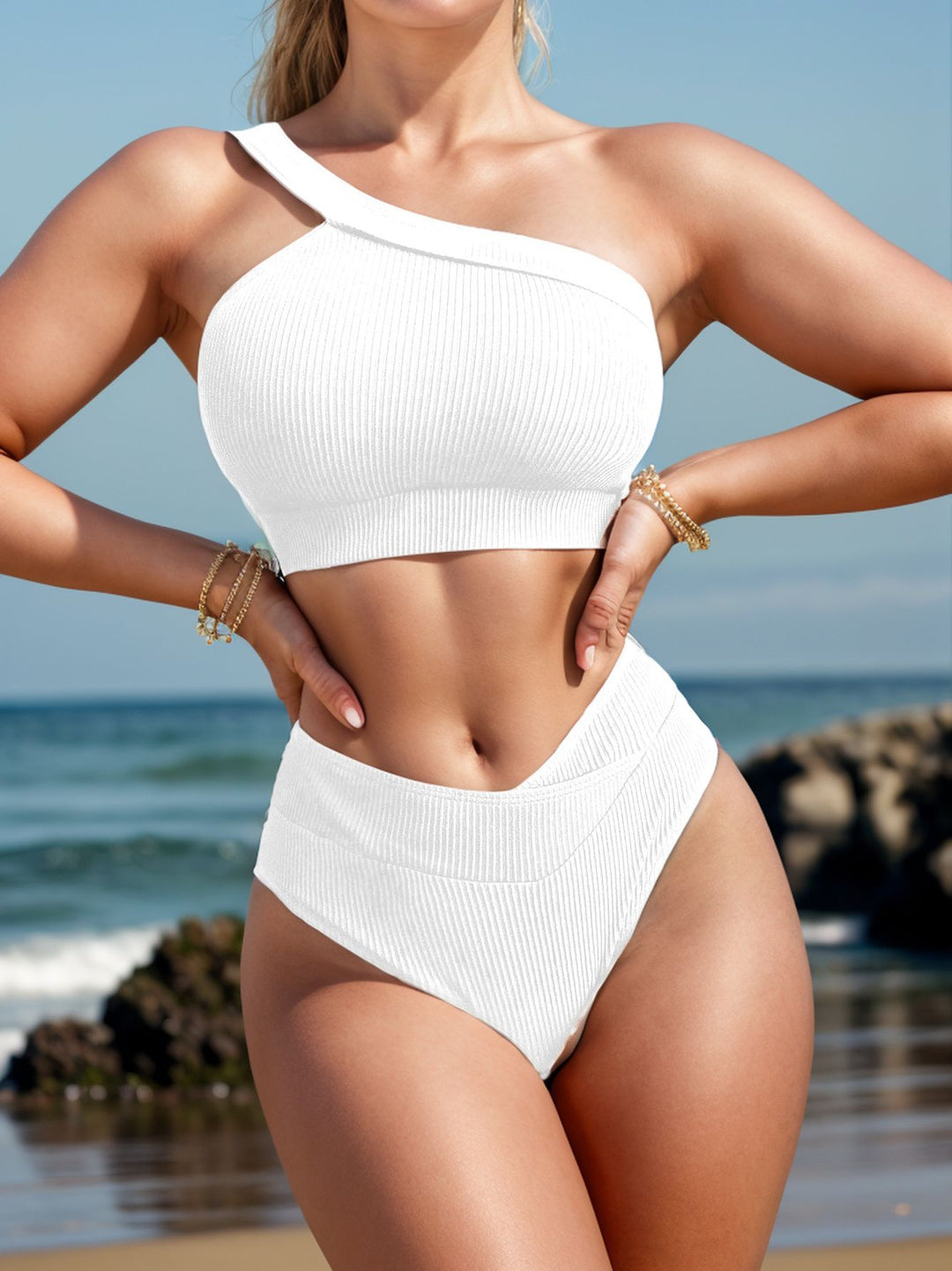 Damen Sport-Bikini mit asymmetrischem Oberteil und hohem Bund EB