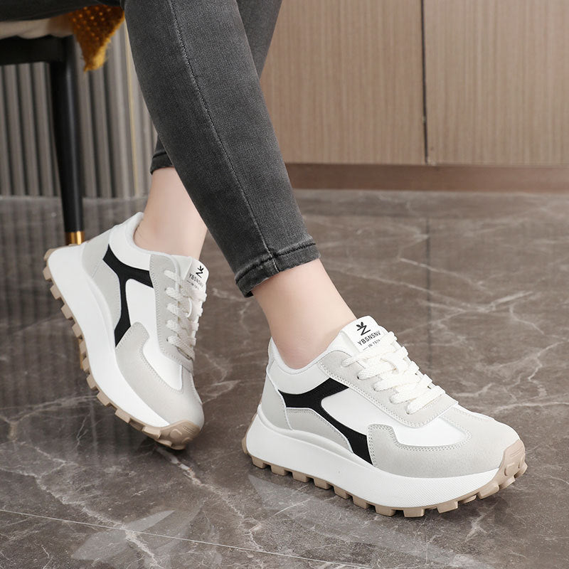 Damen Sportliche Sneaker mit dämpfendem Sohlenprofil und atmungsaktiver Oberflächenstruktur EB