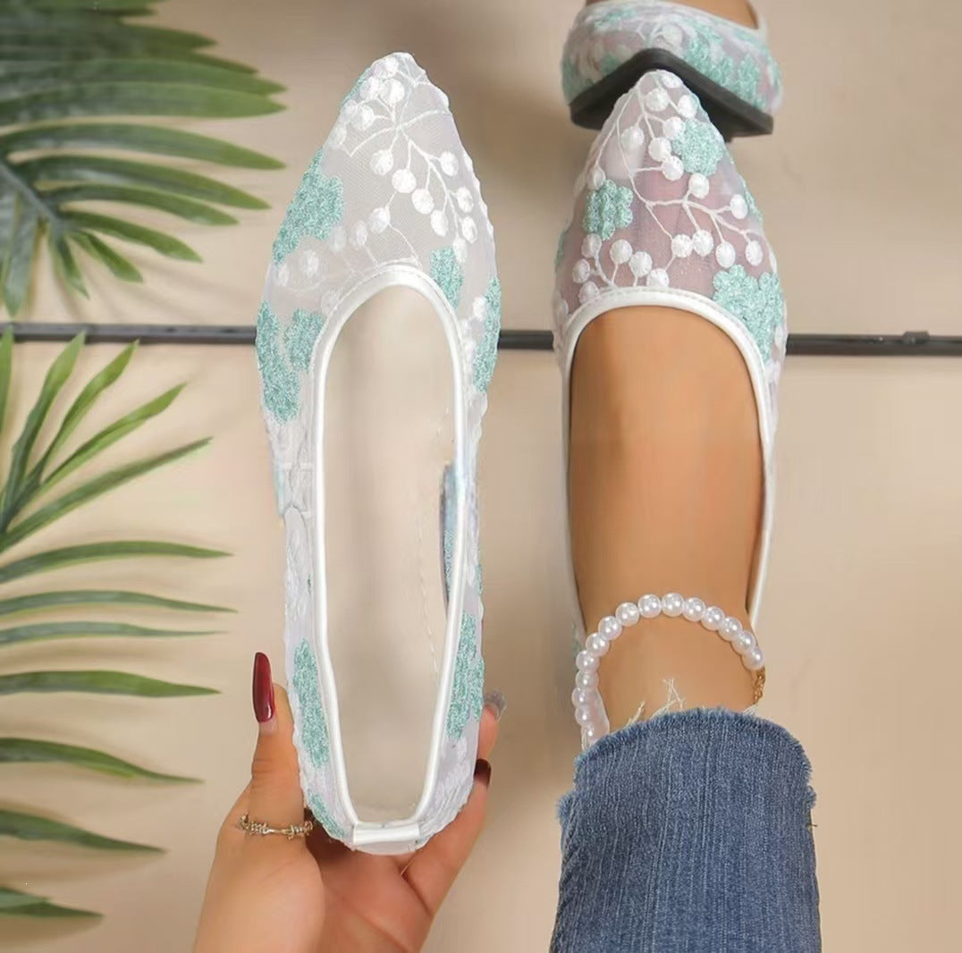 Damen Elegante Ballerinas mit floralem Spitzenoberteil EB