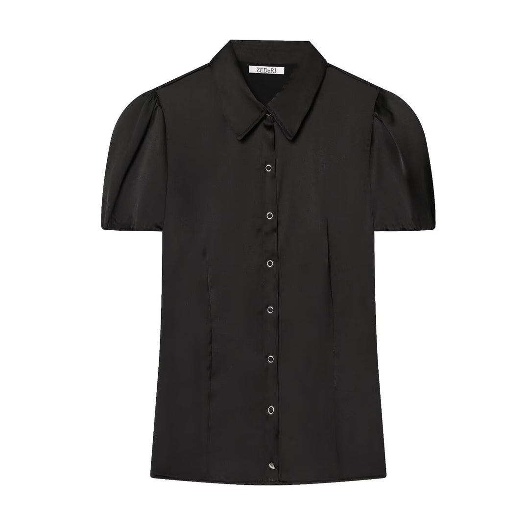 Damenbluse mit kurzen Puffärmeln und eleganter Knopfleiste EB