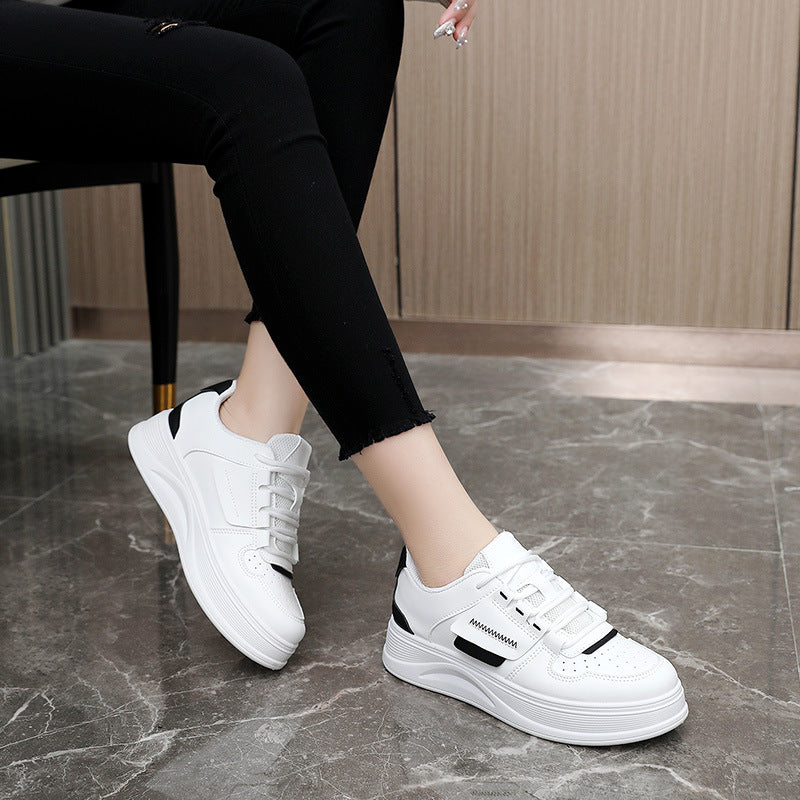 Damen Sneakers im sportlichen Design mit atmungsaktiver Oberflächenstruktur und flexibel gepolsterter Laufsohle EB
