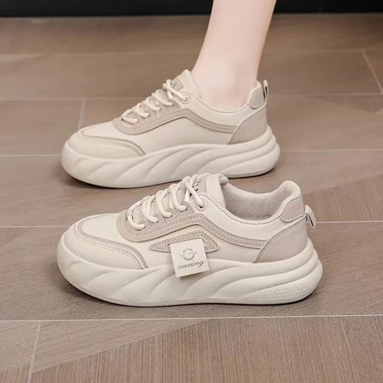 Damen sportive Sneakers mit atmungsaktiver Mesh-Oberfläche und dämpfender Sohle EB
