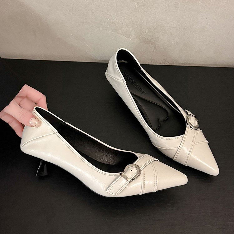 Damen elegante Pumps mit dekorativem Schnallenverschluss und spitzem Design EB