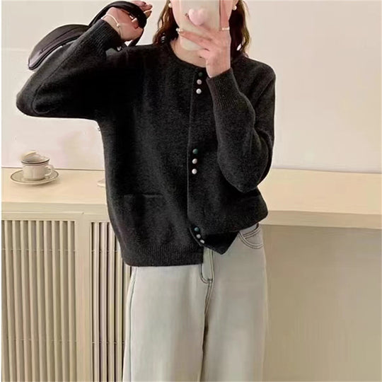 Damen gemütliche Strickjacke mit bunten Knöpfen und praktischen Taschen EB